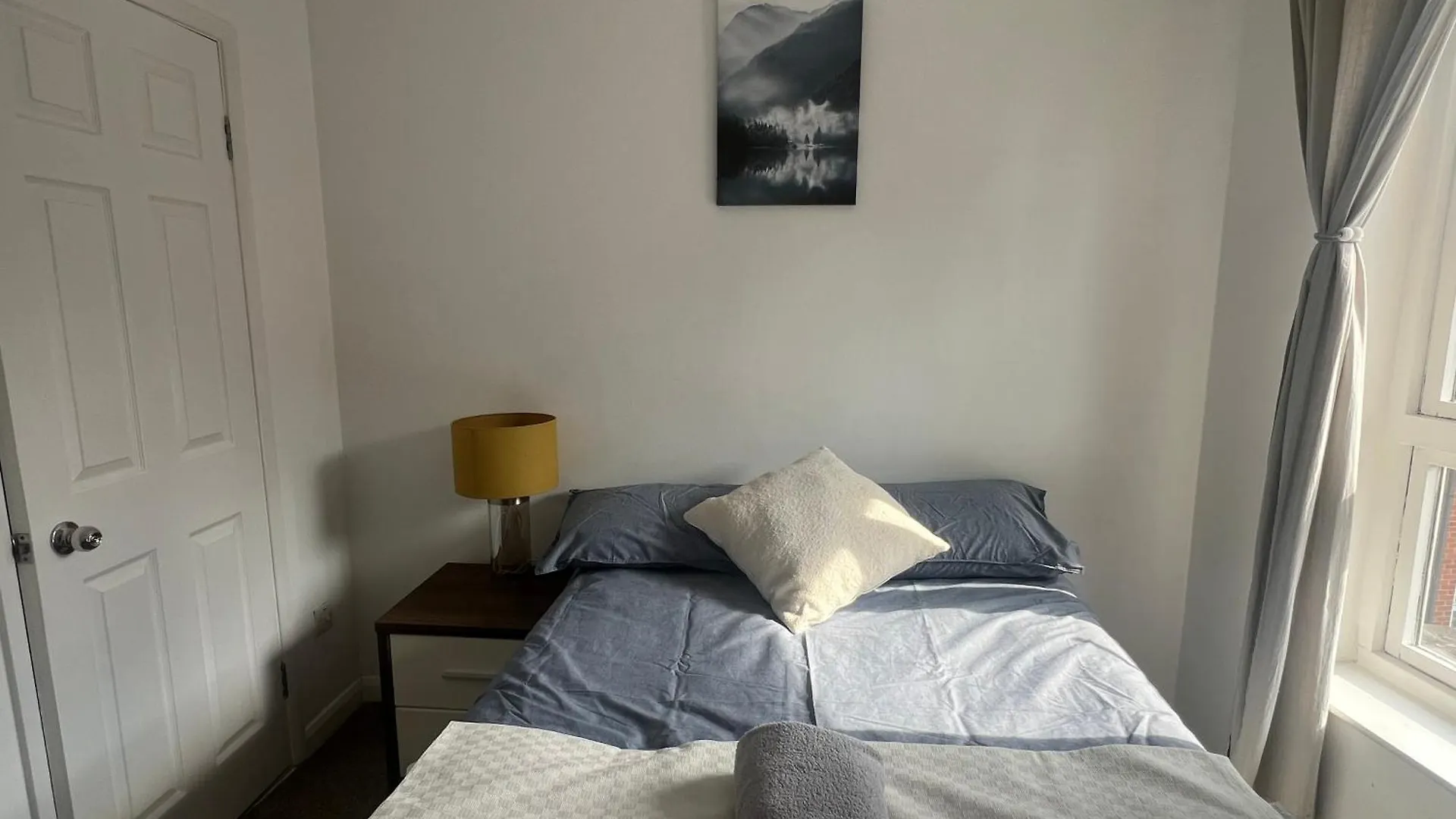 En-Suite Double Room On Riverside Of Canada Water London United Kingdom