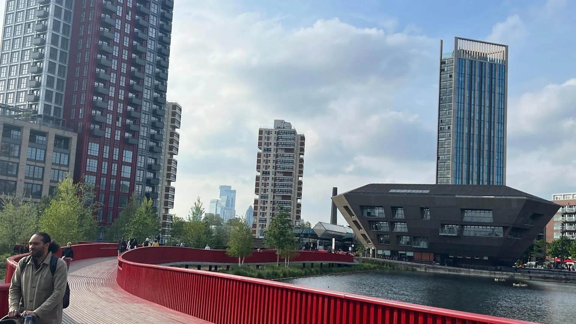 En-Suite Double Room On Riverside Of Canada Water London 0*,  United Kingdom